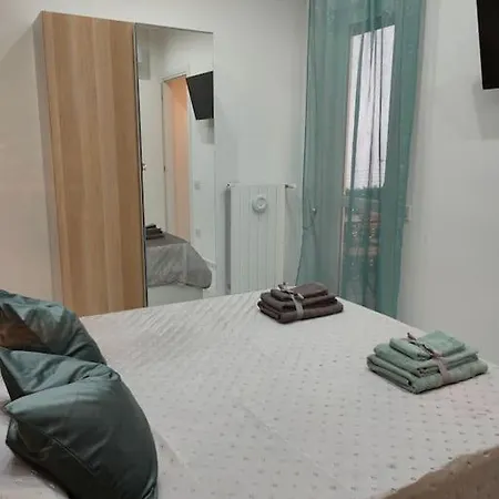 Lovely Independent Mini * Кальяри